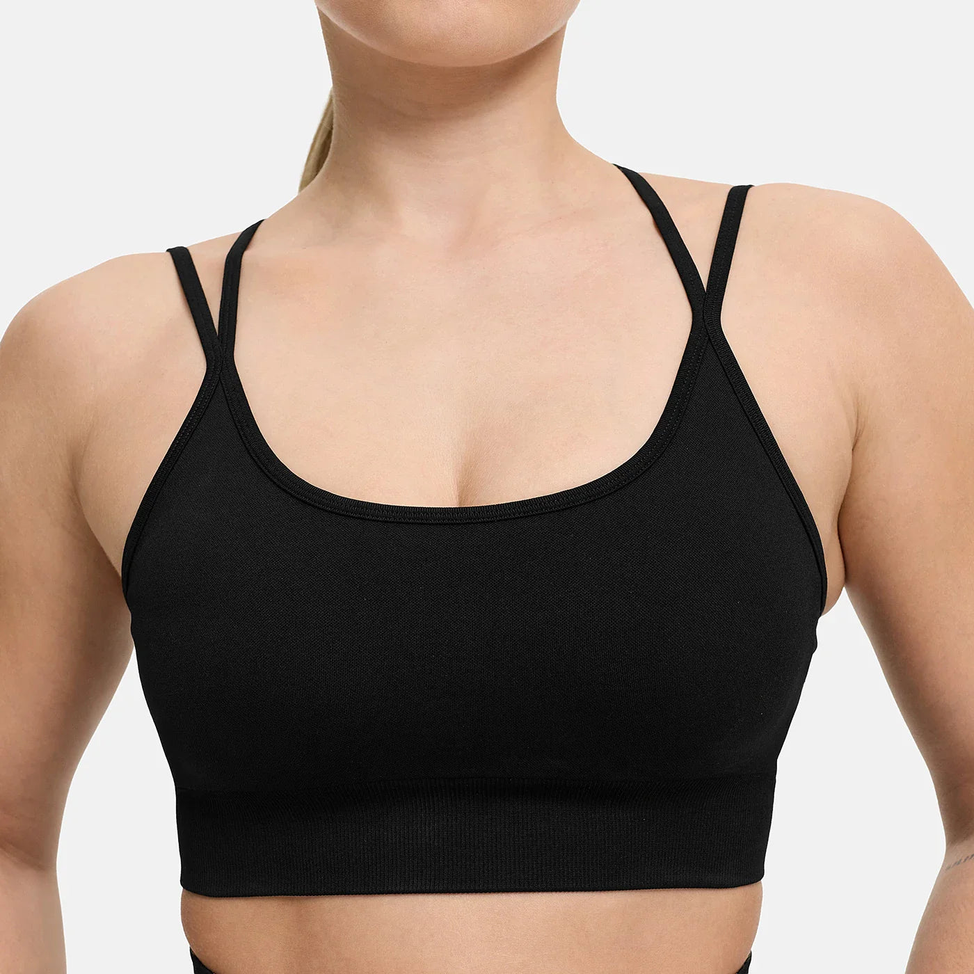ContourLift Seamless Cross over Sport Bra