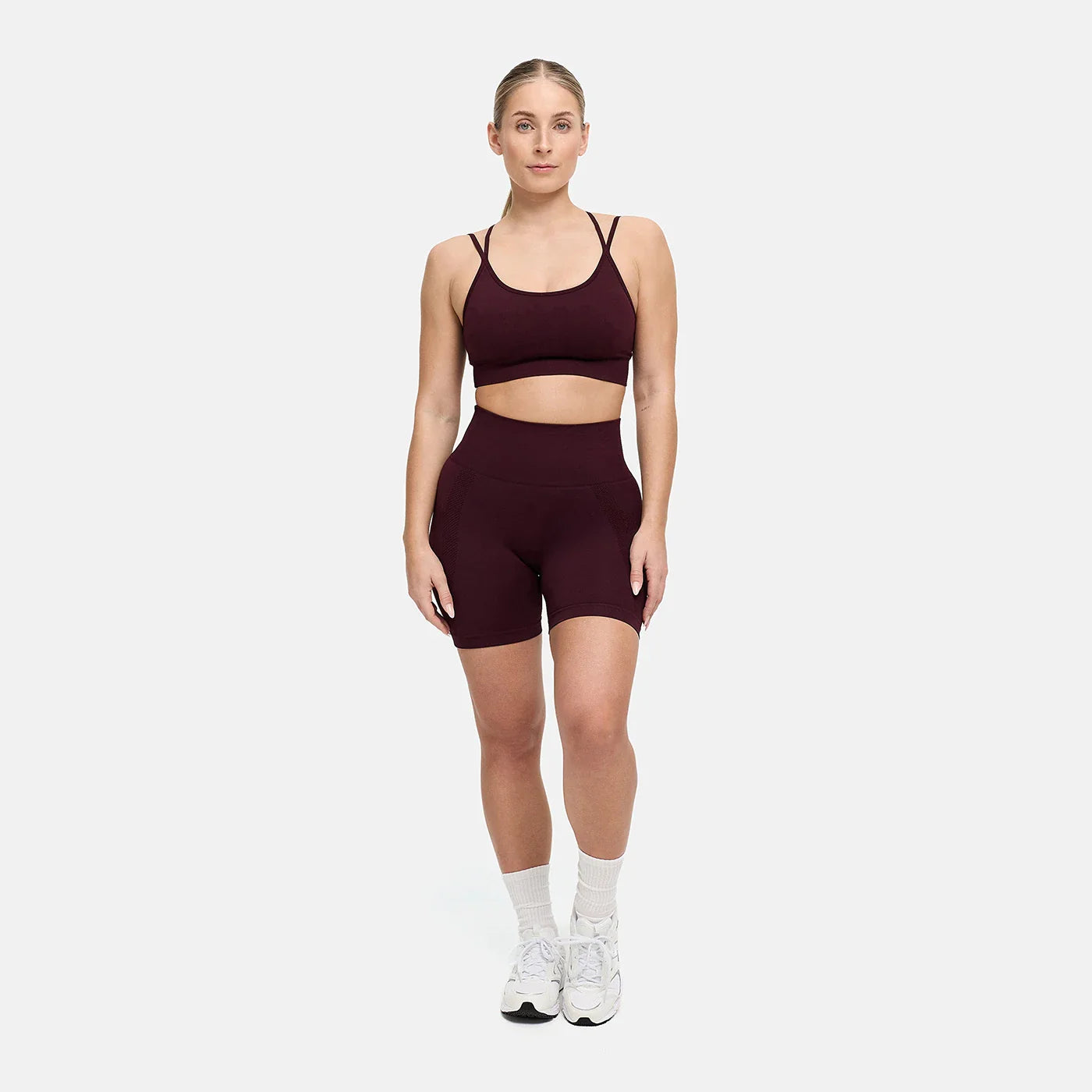 ContourLift Seamless Cross over Sport Bra