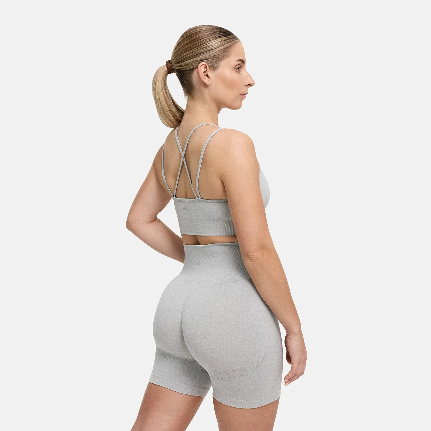 ContourLift Seamless Cross over Sport Bra